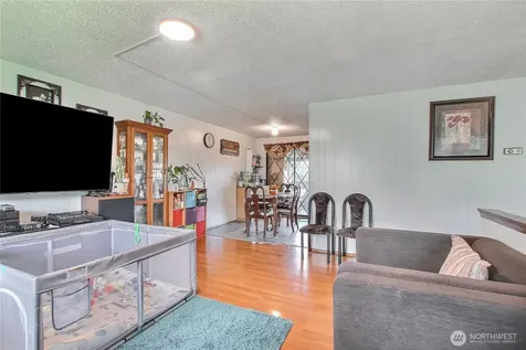 4560 34th Avenue S Seattle WA 98118
