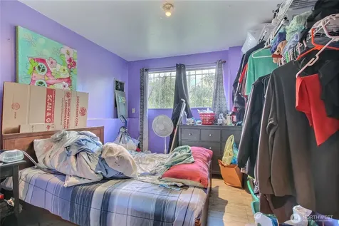 4560 34th Avenue S Seattle WA 98118