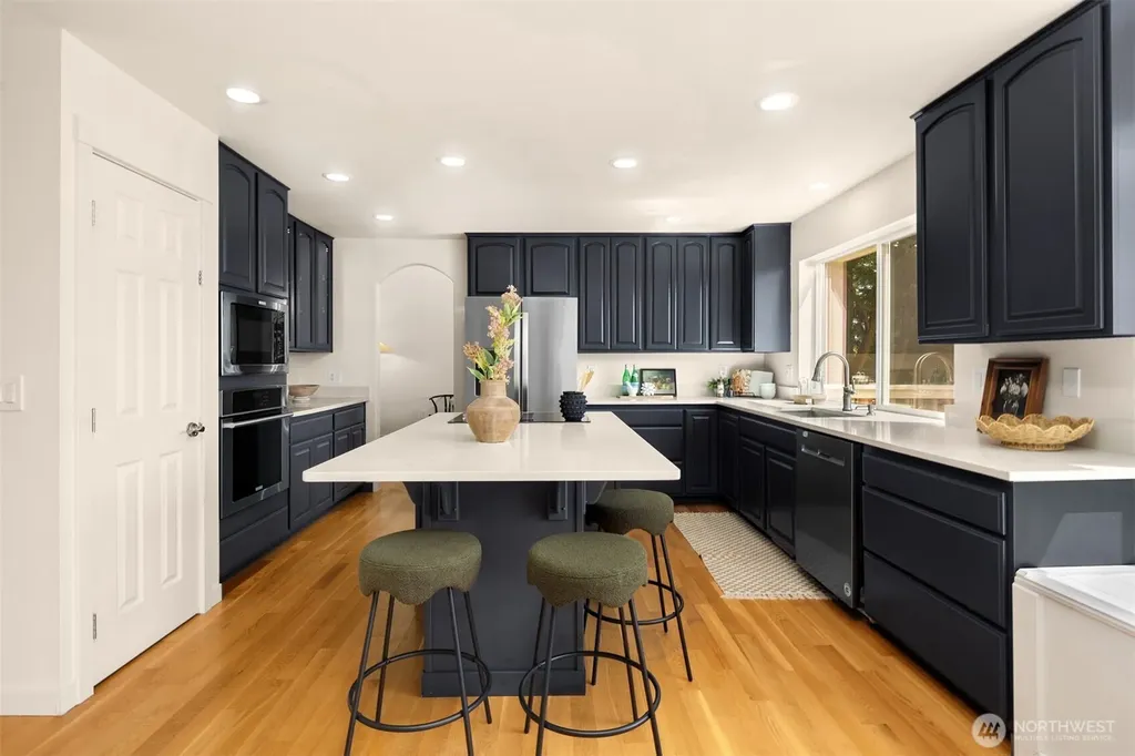 8226 Granite Drive NW Gig Harbor WA 98329