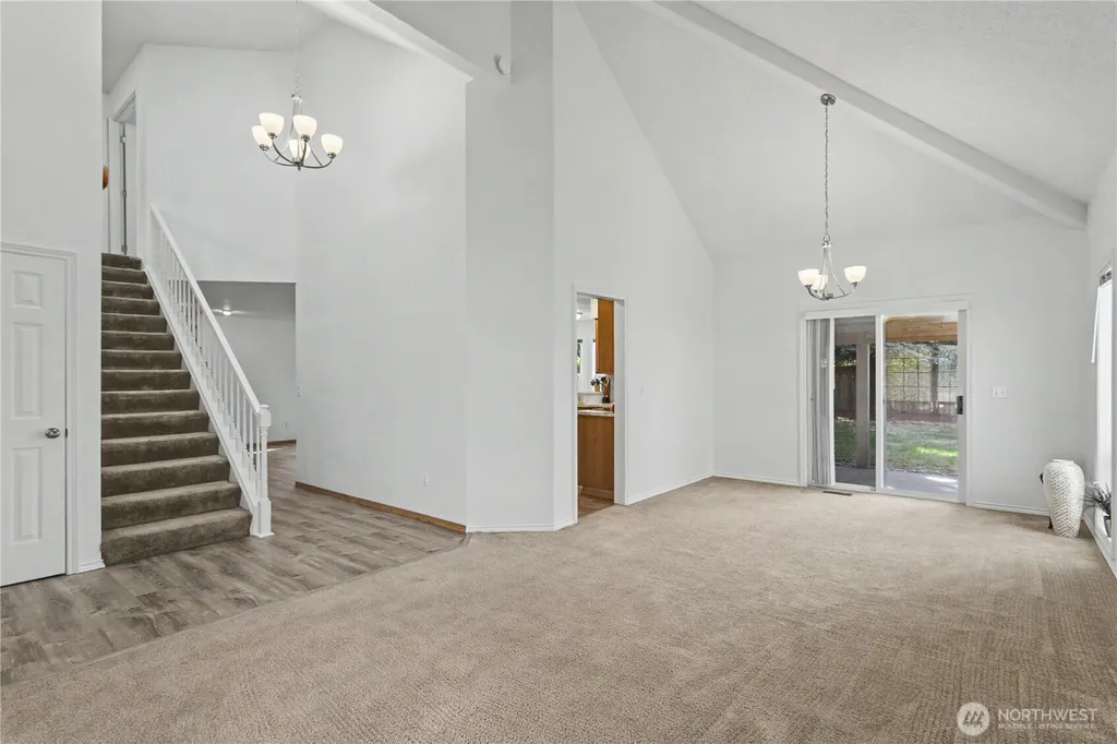 1712 SE Solomon Loop Vancouver WA 98683