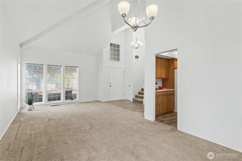 1712 SE Solomon Loop Vancouver WA 98683