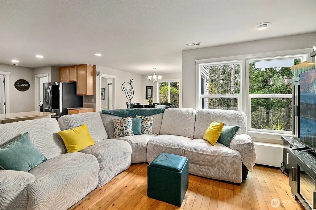 6415 Silent Creek Avenue SE Snoqualmie WA 98065
