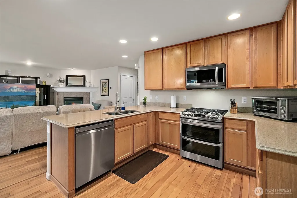6415 Silent Creek Avenue SE Snoqualmie WA 98065