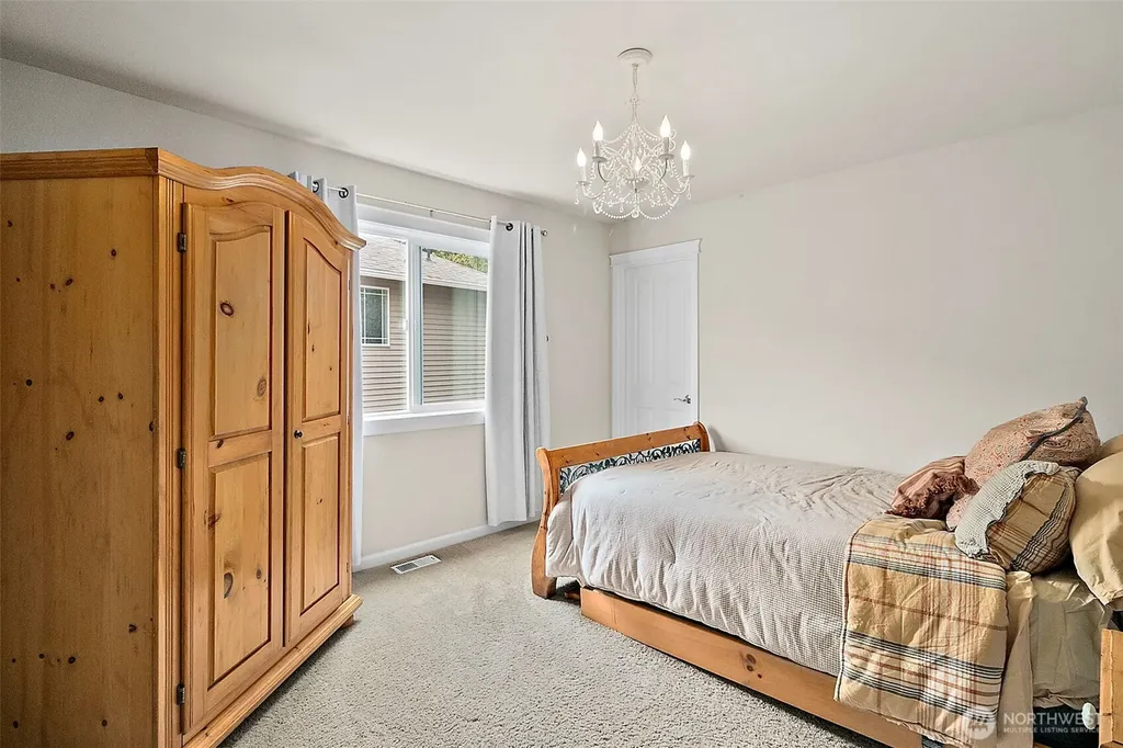 6415 Silent Creek Avenue SE Snoqualmie WA 98065