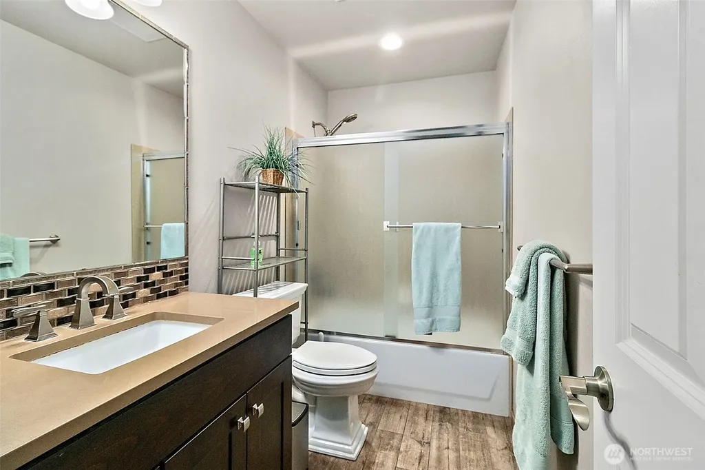 6415 Silent Creek Avenue SE Snoqualmie WA 98065