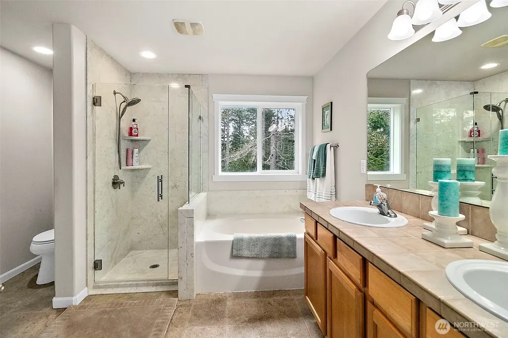 6415 Silent Creek Avenue SE Snoqualmie WA 98065