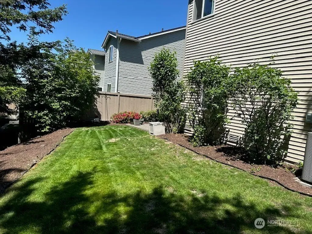 6415 Silent Creek Avenue SE Snoqualmie WA 98065