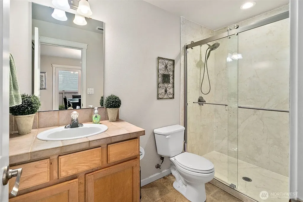 6415 Silent Creek Avenue SE Snoqualmie WA 98065