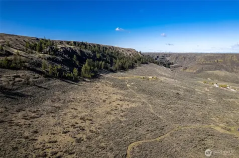 44621 Highway 174 N Grand Coulee WA 99133