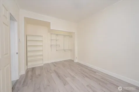 7 Harrison Street Seattle WA 98109