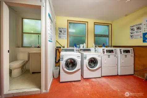 7 Harrison Street Seattle WA 98109