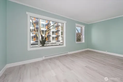 7 Harrison Street Seattle WA 98109