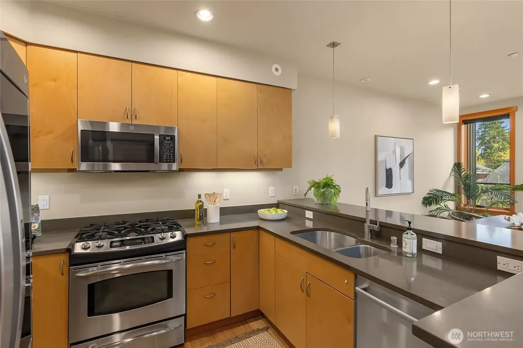 610 Vineyard Lane Bainbridge Island WA 98110
