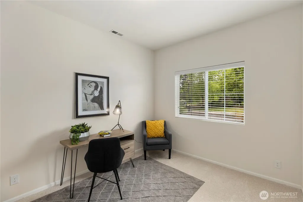 3053 Eagle Loop NE Lacey WA 98516