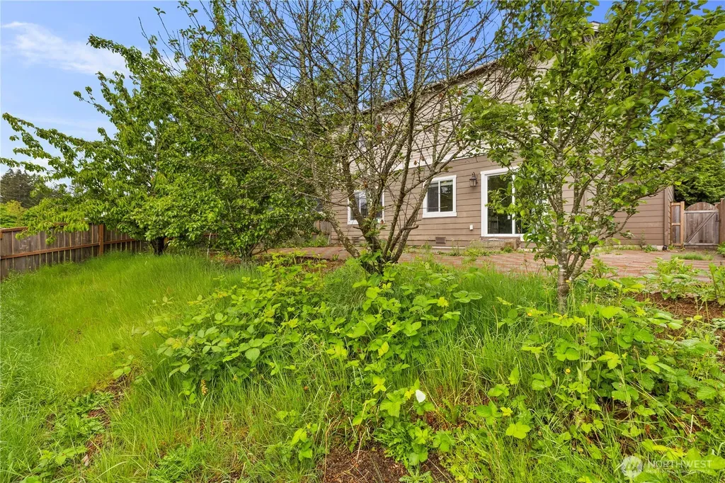 3053 Eagle Loop NE Lacey WA 98516