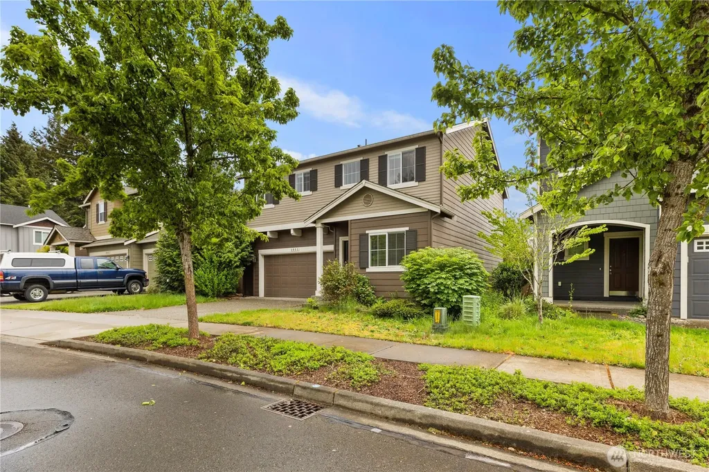 3053 Eagle Loop NE Lacey WA 98516