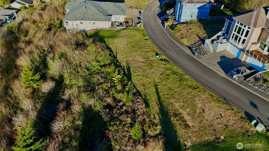1154 Grays Pointe Lane Aberdeen WA 98520