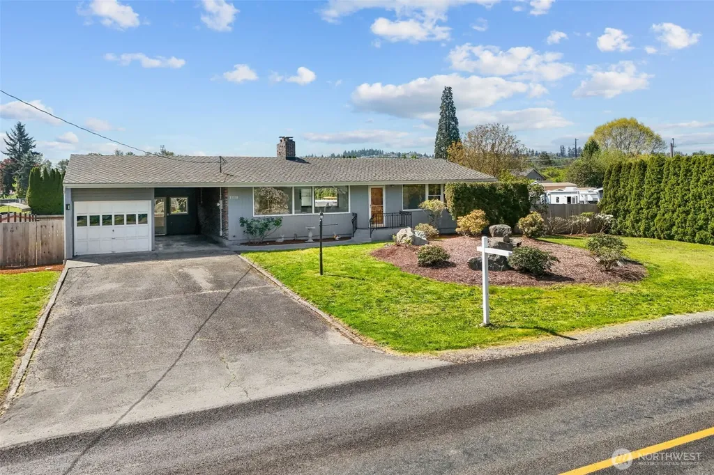 15108 74th Street E Sumner WA 98390