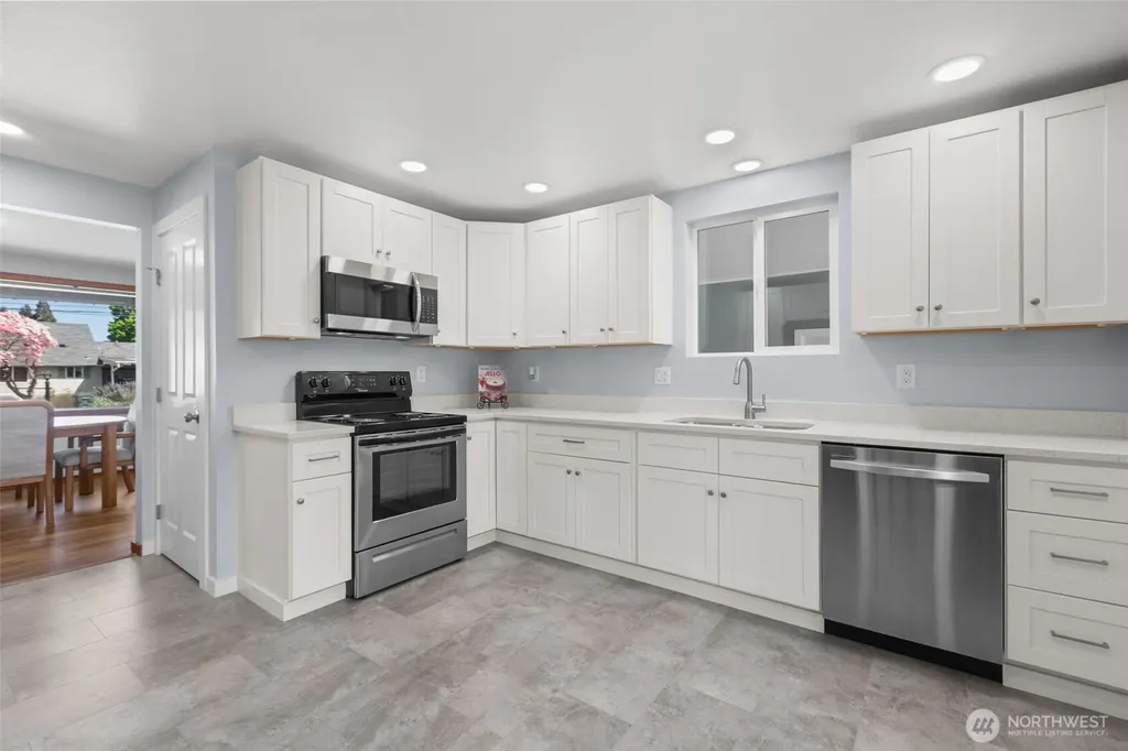 15108 74th Street E Sumner WA 98390