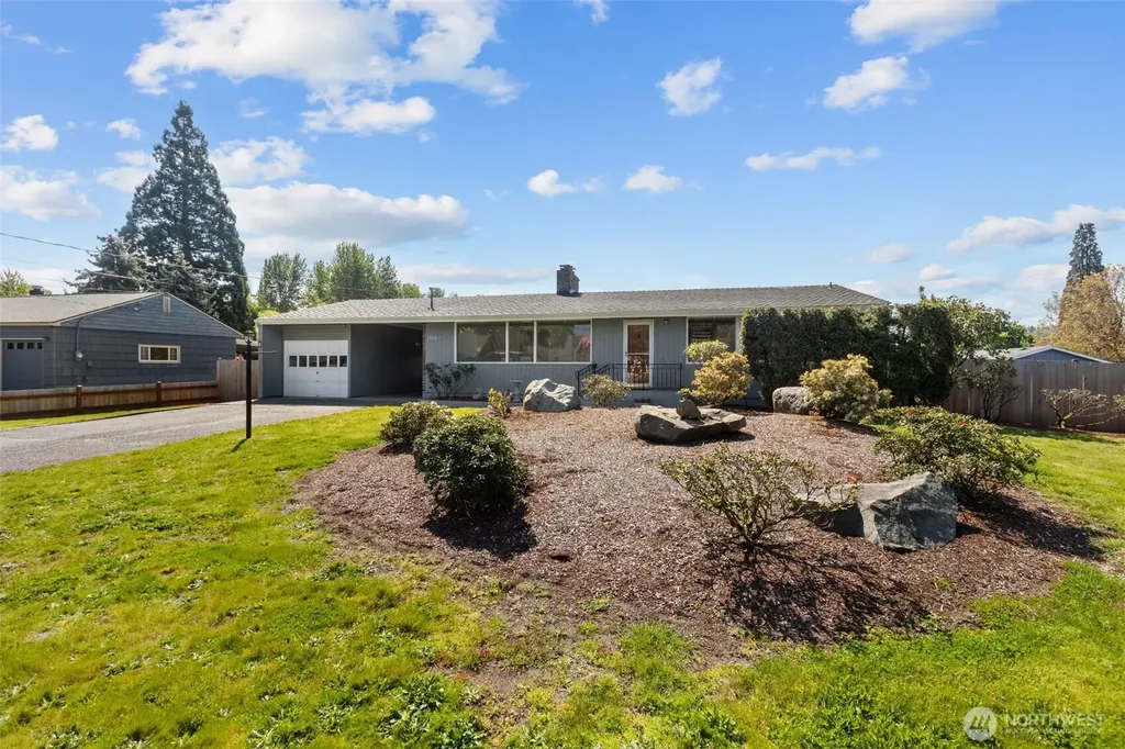 15108 74th Street E Sumner WA 98390