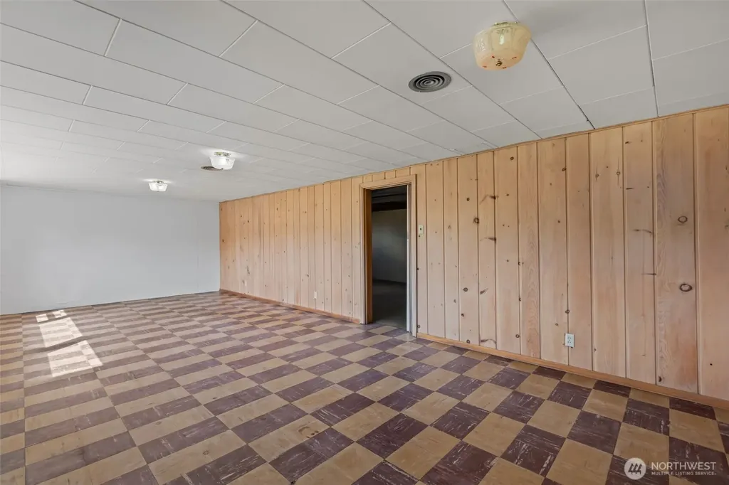 15108 74th Street E Sumner WA 98390