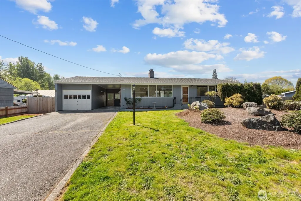 15108 74th Street E Sumner WA 98390