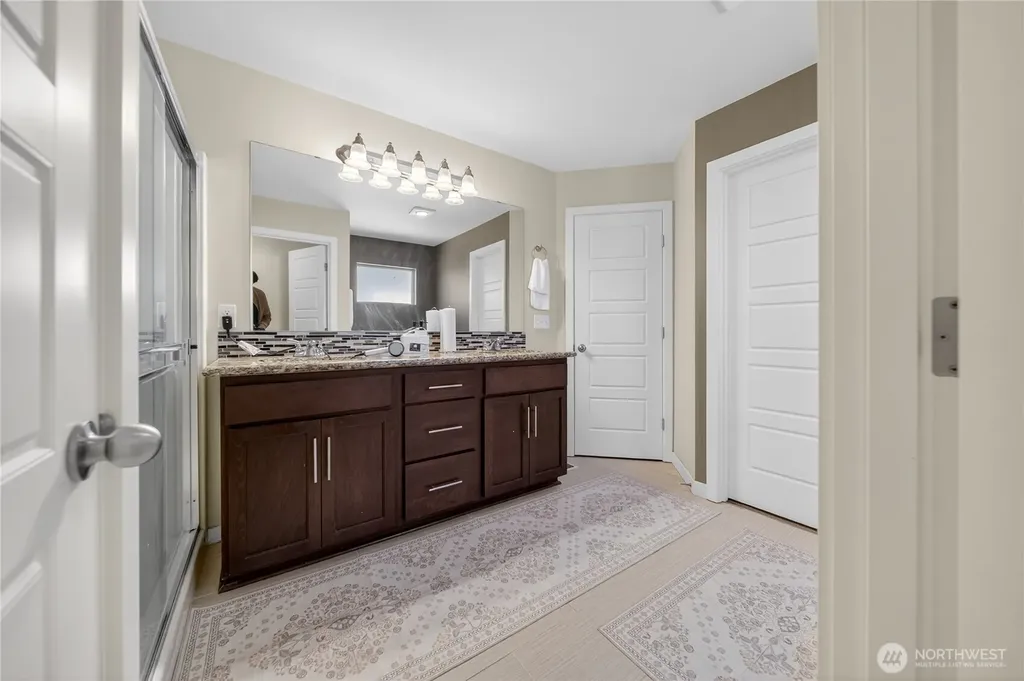 29330 120th Avenue SE Auburn WA 98092