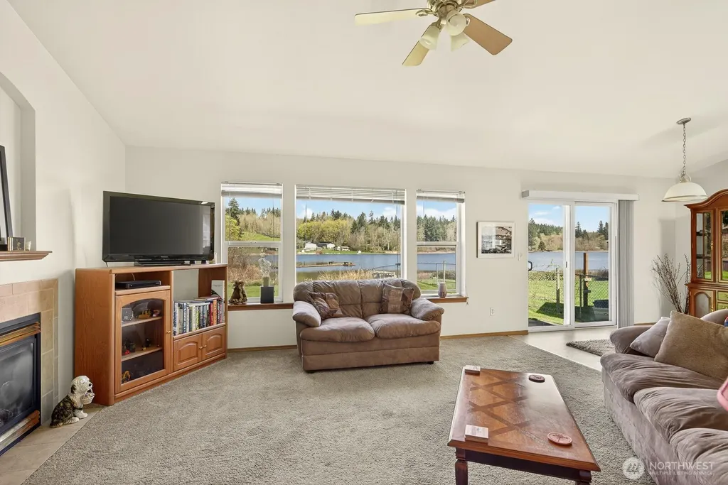 2303 256th St NW Stanwood WA 98292
