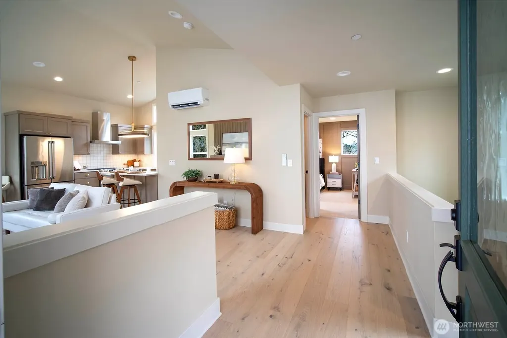 434 20th Avenue Kirkland WA 98033