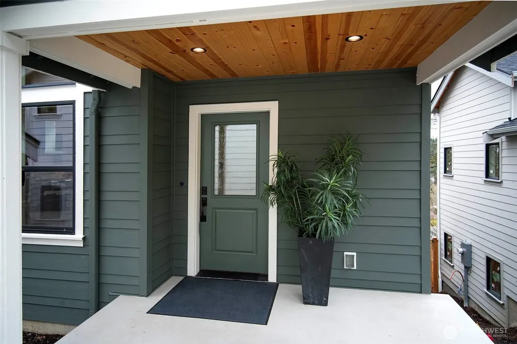 434 20th Avenue Kirkland WA 98033
