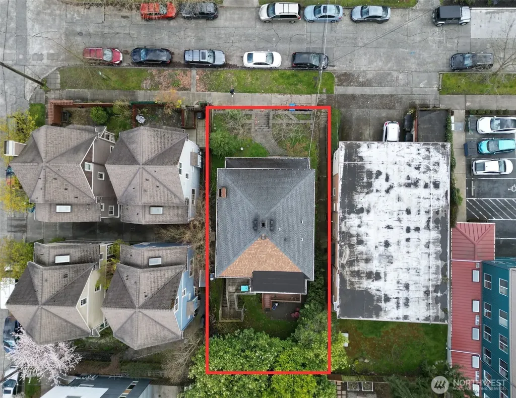 807 N 49th Street Seattle WA 98103