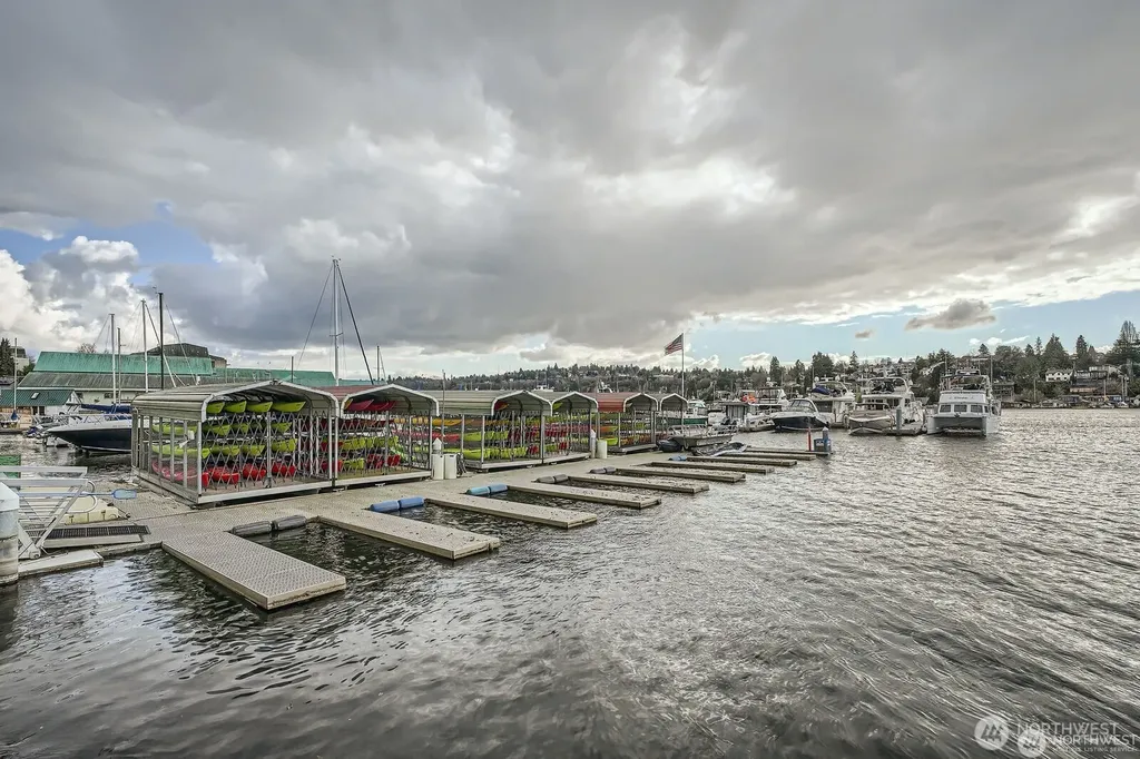 2309 N Northlake Way Seattle WA 98103