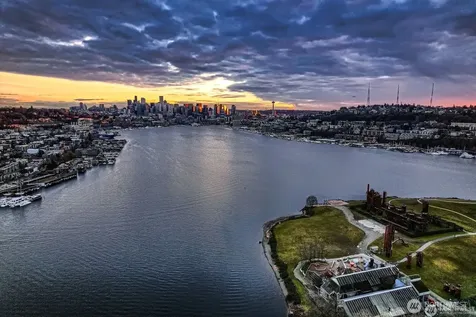 2309 N Northlake Way Seattle WA 98103