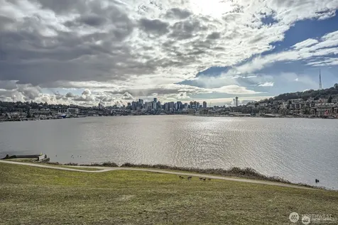 2309 N Northlake Way Seattle WA 98103