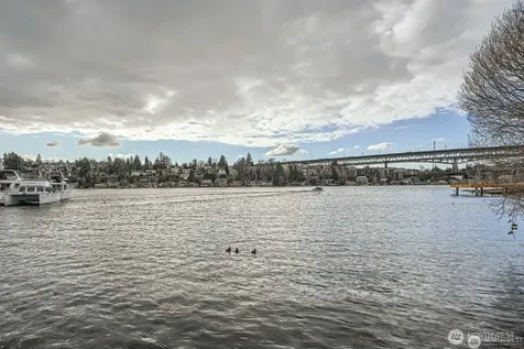 2309 N Northlake Way Seattle WA 98103