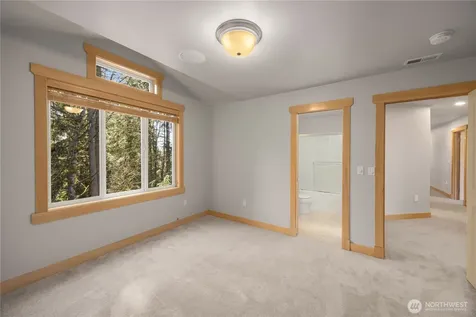 7402 229th Place SE Woodinville WA 98072