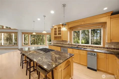 7402 229th Place SE Woodinville WA 98072