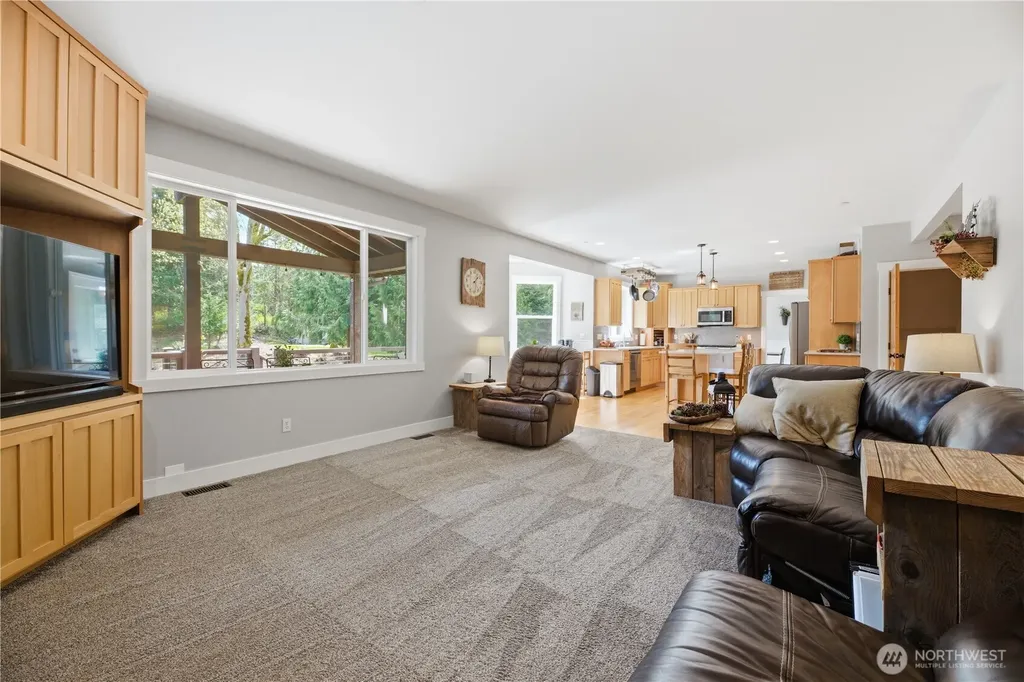 26002 152nd Street E Buckley WA 98321