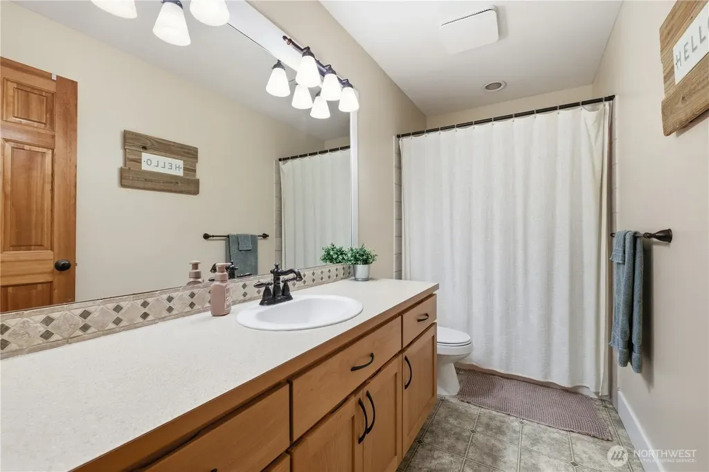 26002 152nd Street E Buckley WA 98321