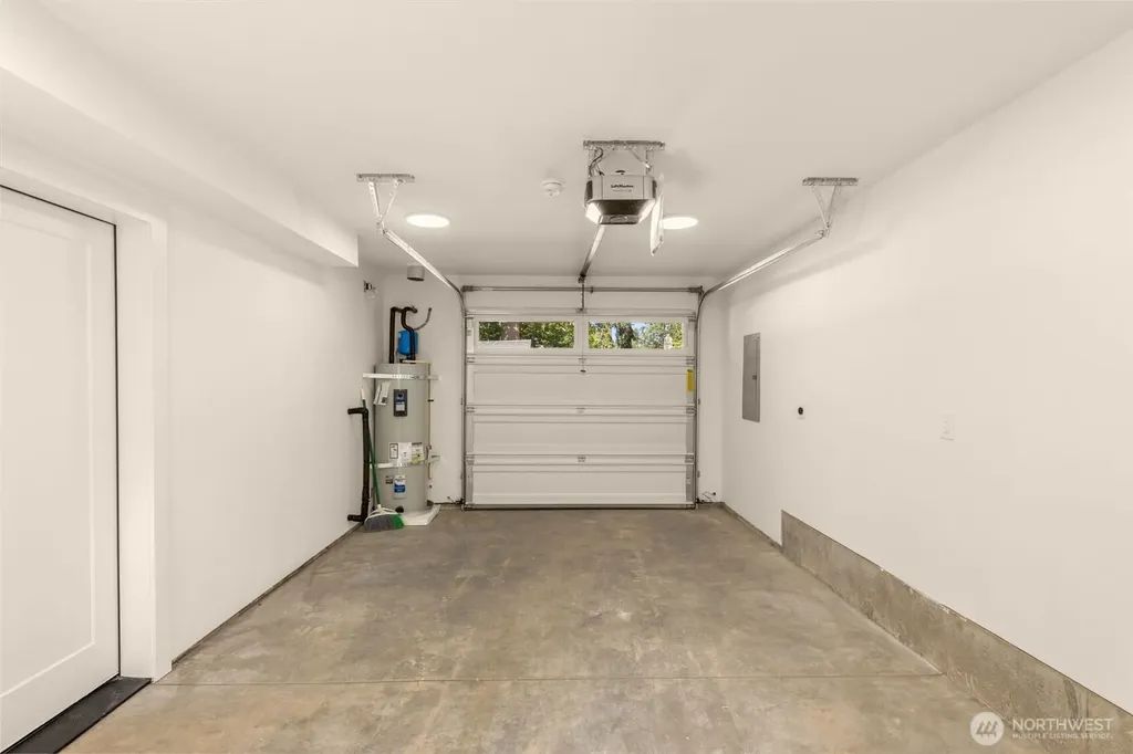 8109 34th Avenue SW Seattle WA 98126