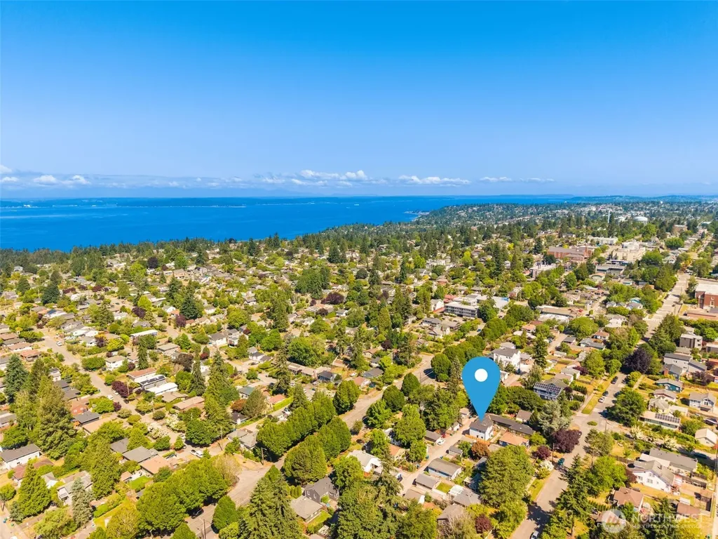 8109 34th Avenue SW Seattle WA 98126