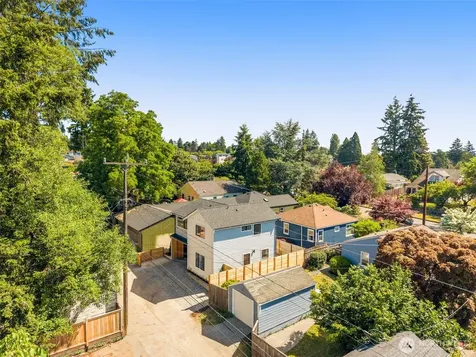 8109 34th Avenue SW Seattle WA 98126