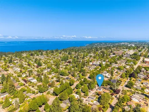8109 34th Avenue SW Seattle WA 98126