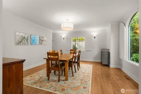 1223 7th Avenue W Seattle WA 98119
