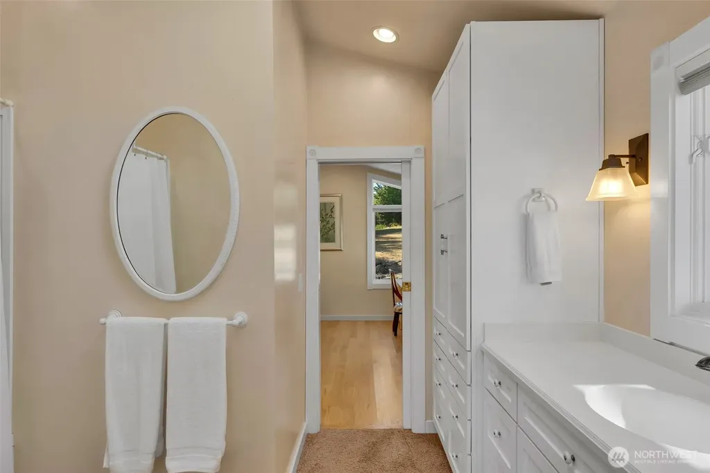 1794 Bayshore Road Lopez Island WA 98261
