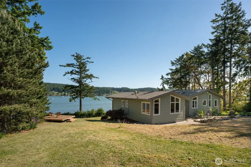 1794 Bayshore Road Lopez Island WA 98261