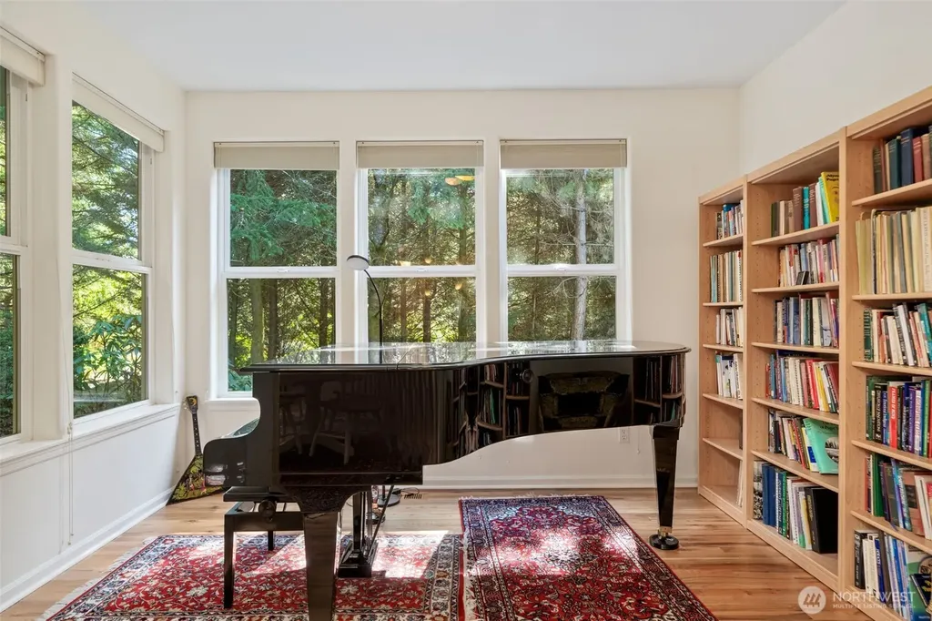 7132 SW Dunraven Lane Port Orchard WA 98367