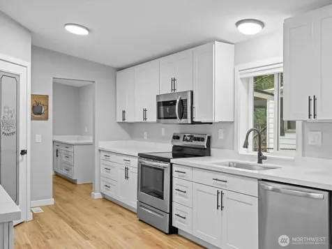 20500 SE 32nd Drive Bothell WA 98012