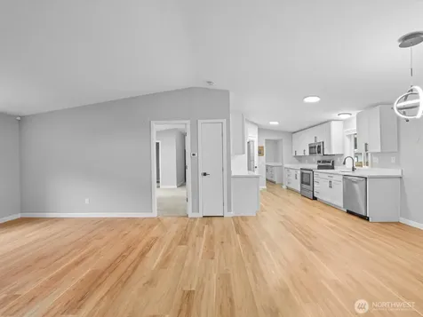 20500 SE 32nd Drive Bothell WA 98012