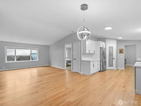 20500 SE 32nd Drive Bothell WA 98012